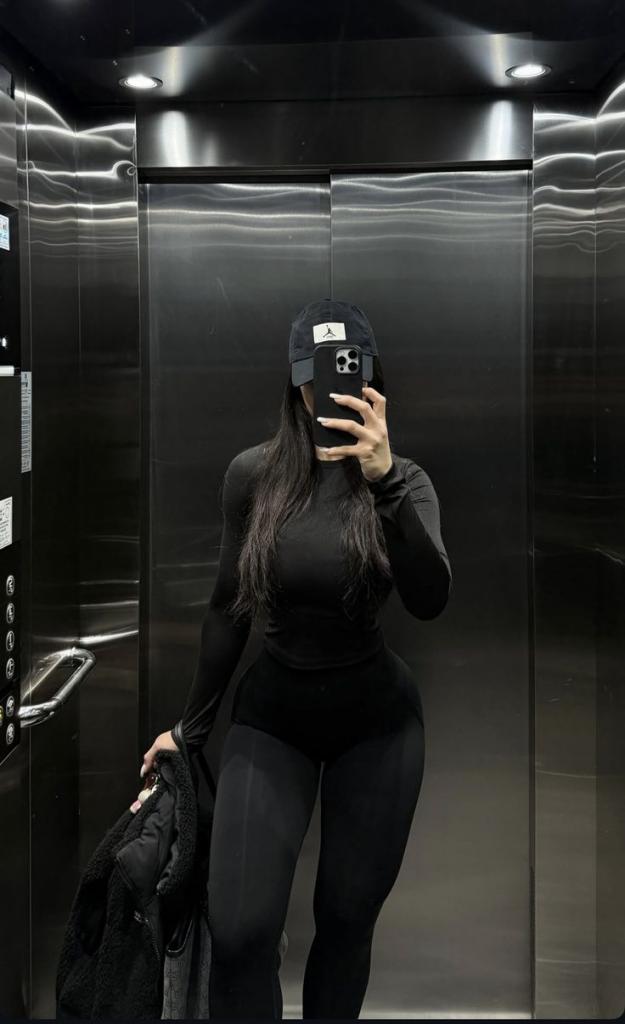 Chica busca chico en Cádiz: 