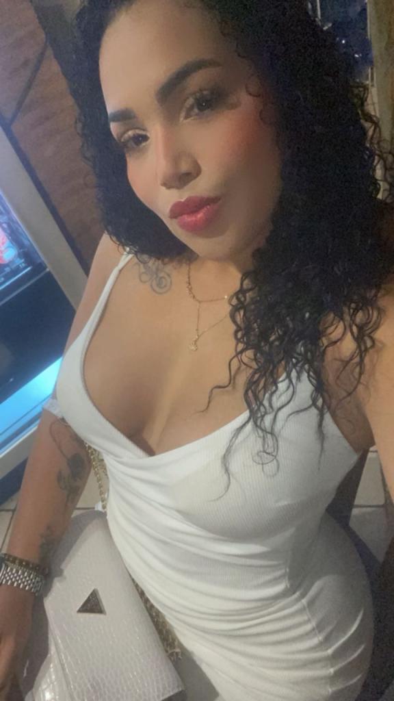 Chica busca chico en Granada: 