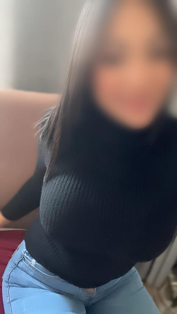 Chica busca chico en Huelva: 