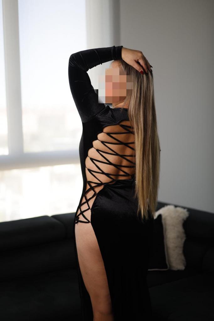 Chica busca chico en Sevilla: 