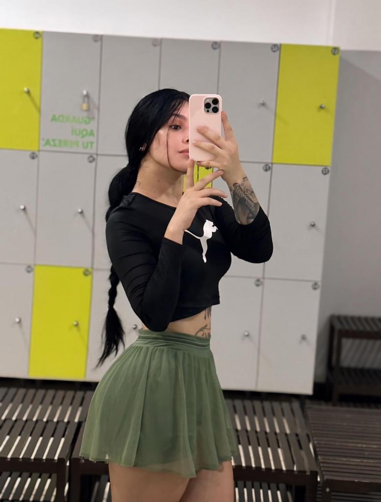 Chica busca chico en La Coruña: 