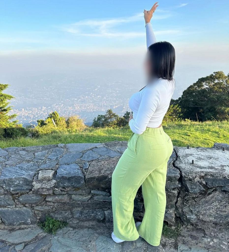 Chica busca chico en Sevilla: 