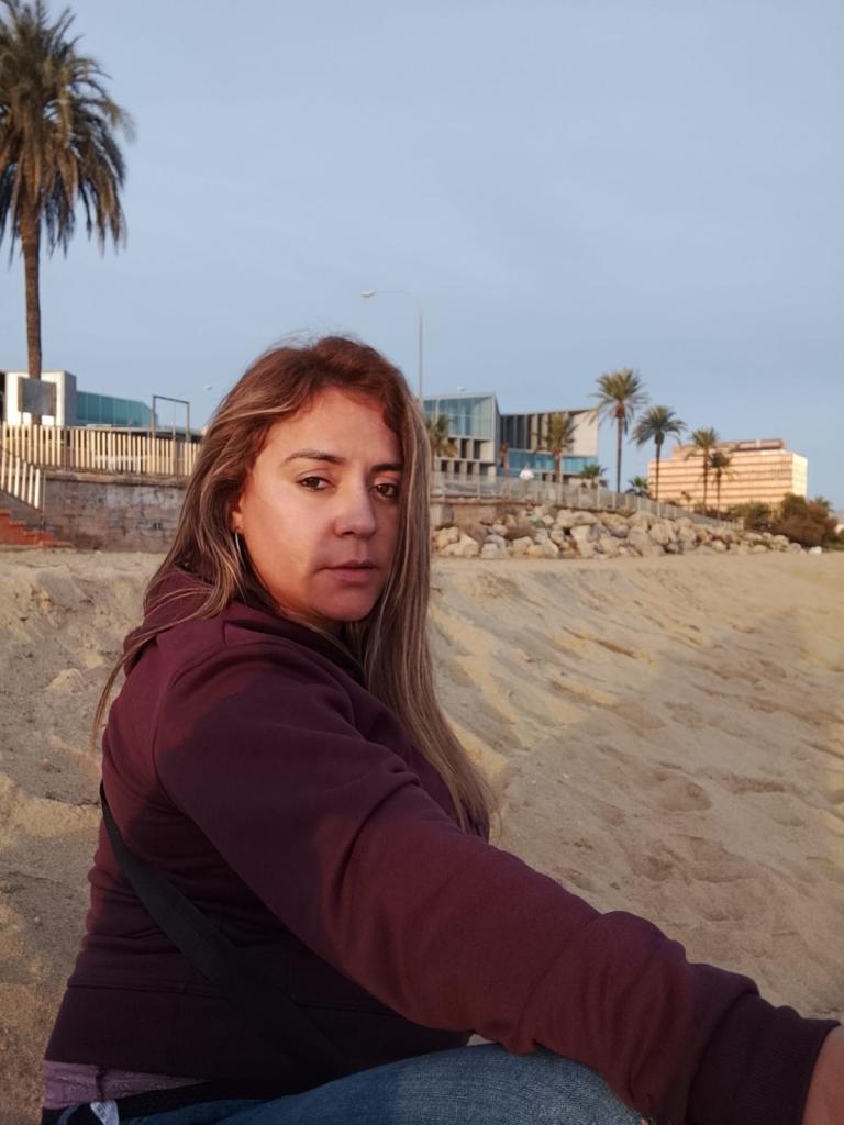 672528538: Chica busca chico en Mallorca