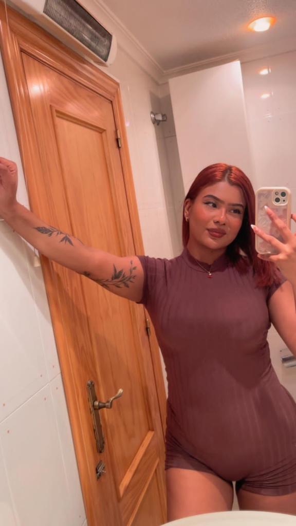 Chica busca chico en Almería: 