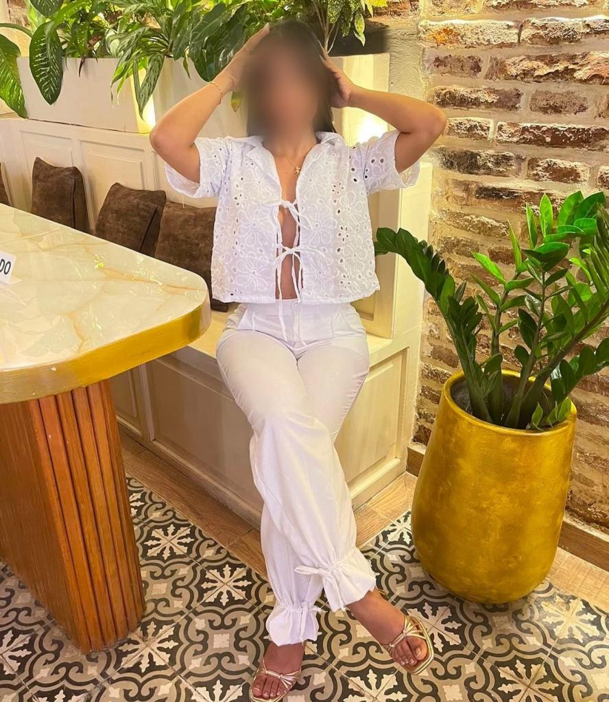 641390671: Chica busca chico en La Coruña