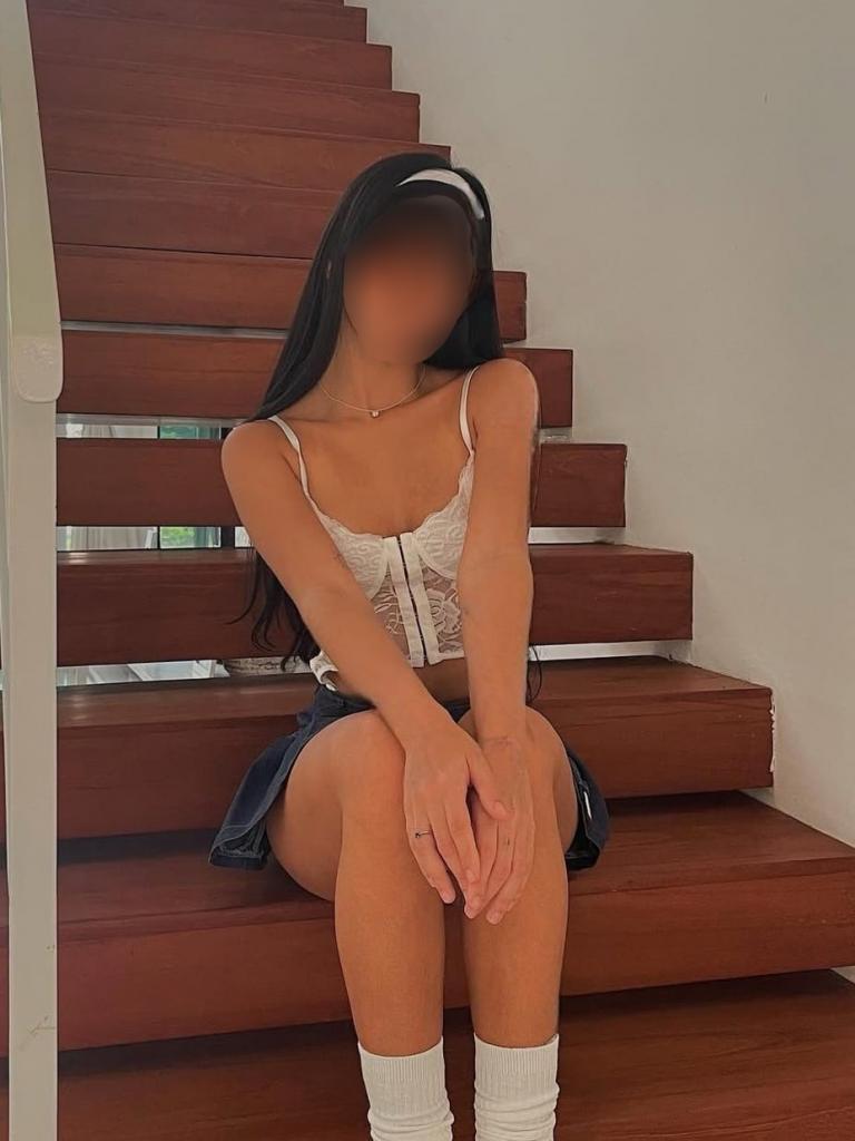 623728194: Chica busca chico en Tarragona