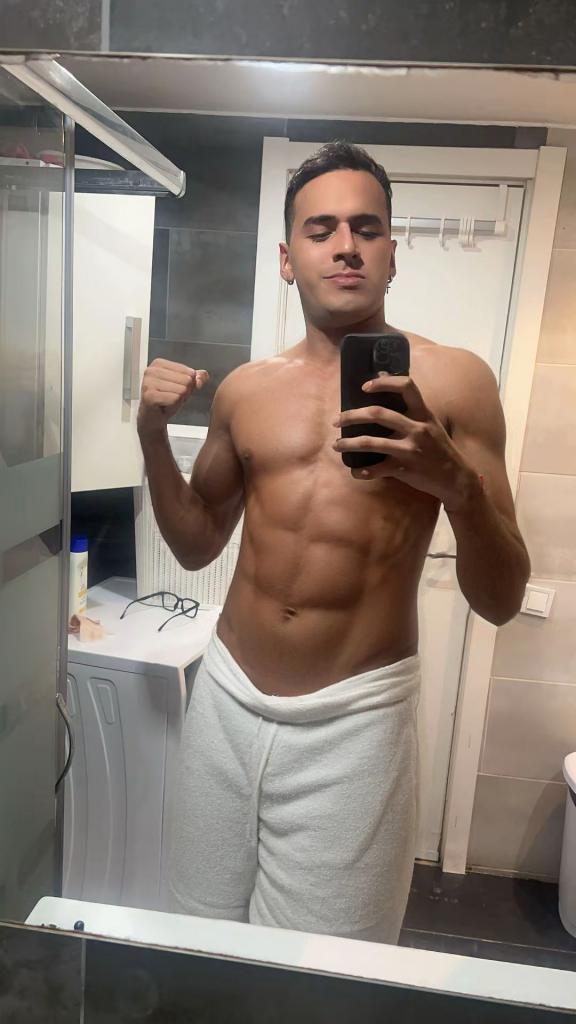 Chico busca chica en Ibiza: 