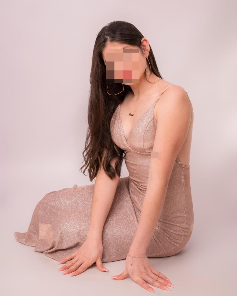 742014107: Chica busca chico en Zaragoza