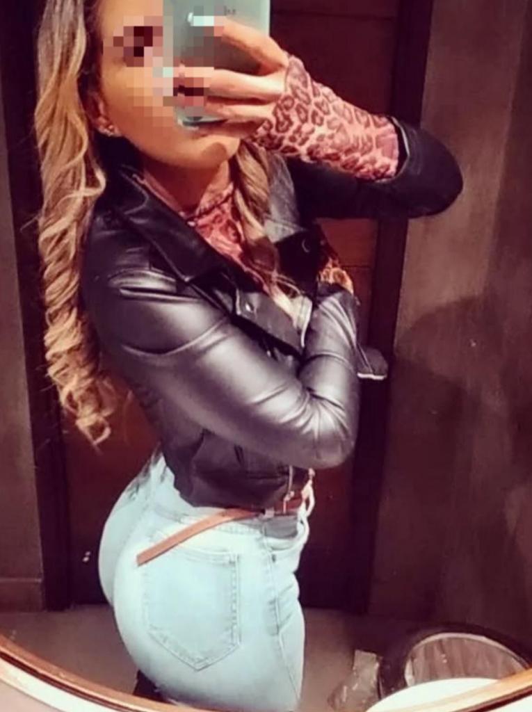 Chica busca chico en Murcia: 