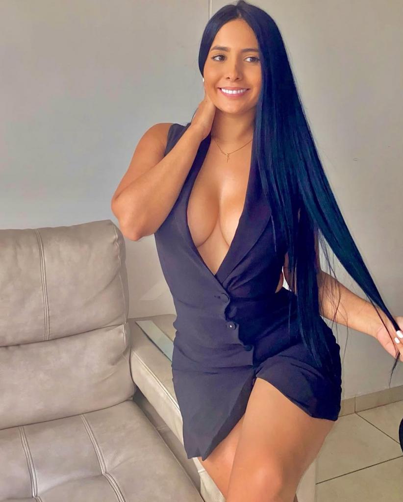 632220659: Chica busca chico en La Coruña