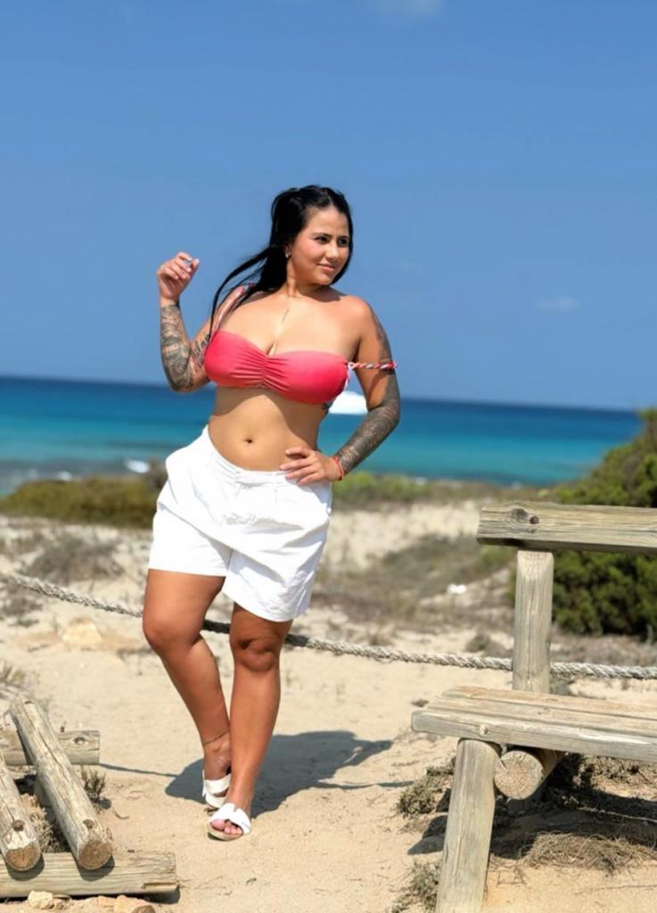 624464051: Chica busca chico en Huesca