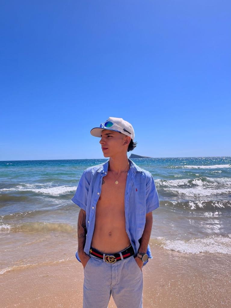 Chico busca chica en Tenerife: 