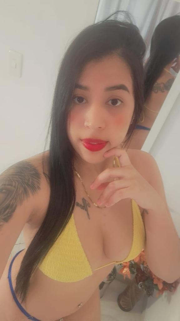 Chica busca chico en Granada: Chica busca chico