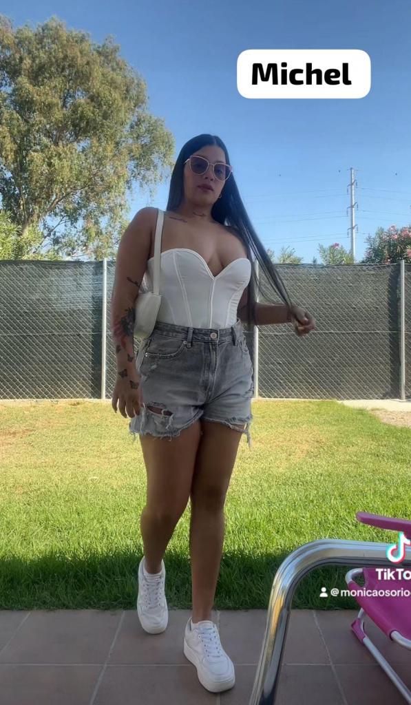 Chica busca chico en Cádiz: 