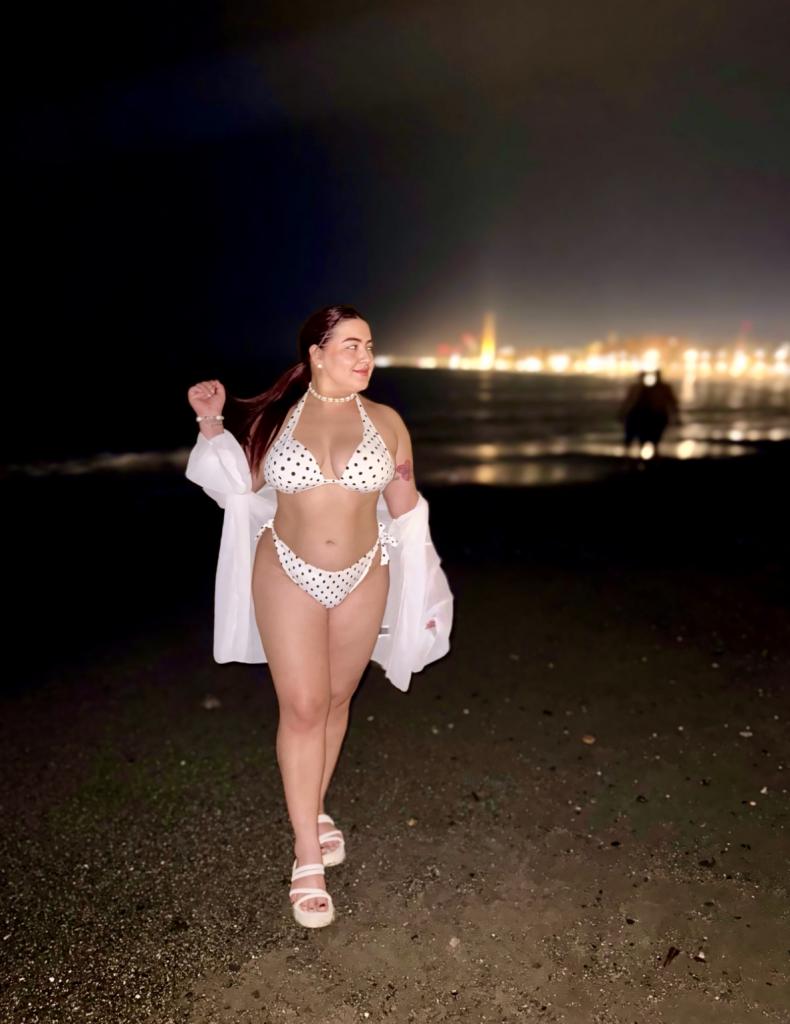 Chica busca chico en Cádiz: 