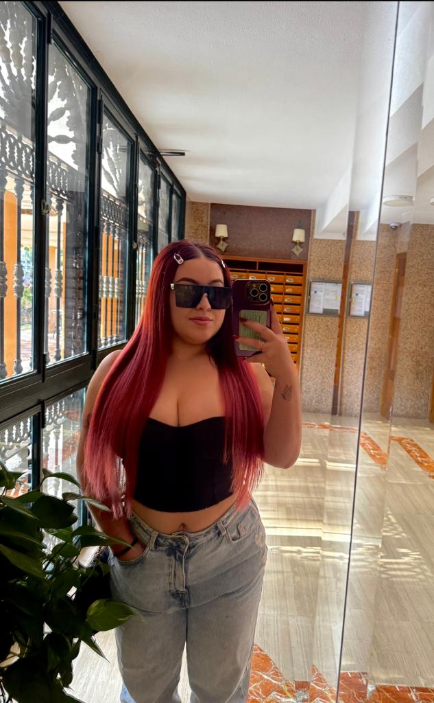 Chica busca chico en Cádiz: 