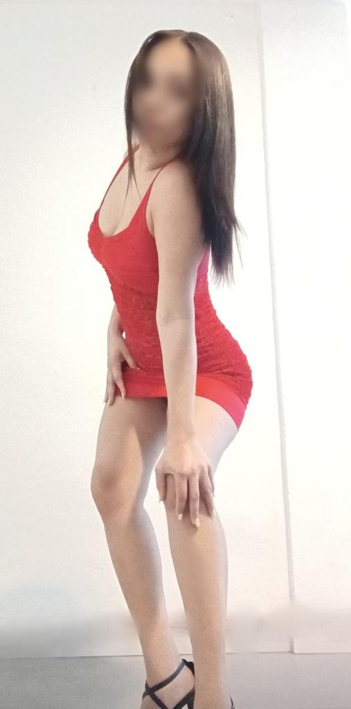 Chica busca chico en Granada: 