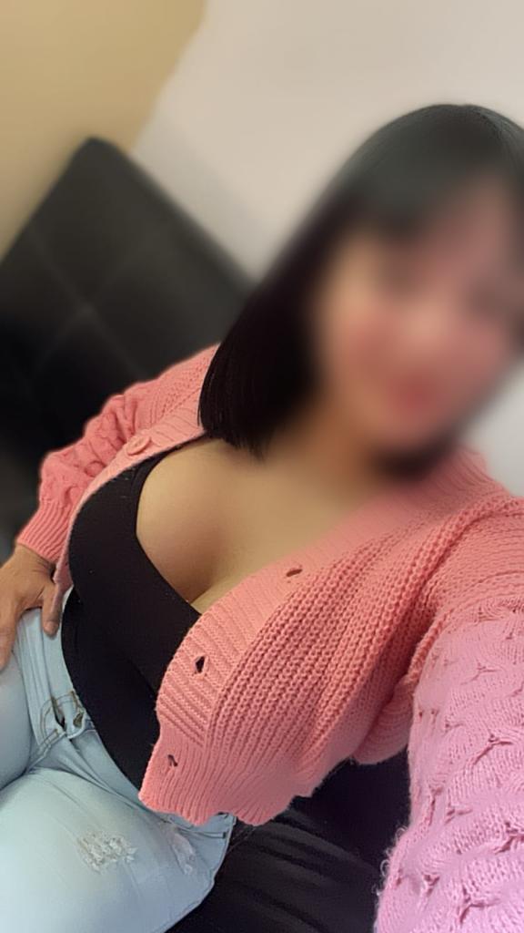 Chica busca chico en Huelva: 