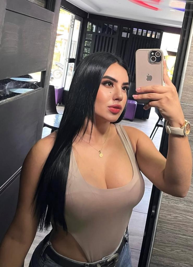 614504996: Chica busca chico en Murcia