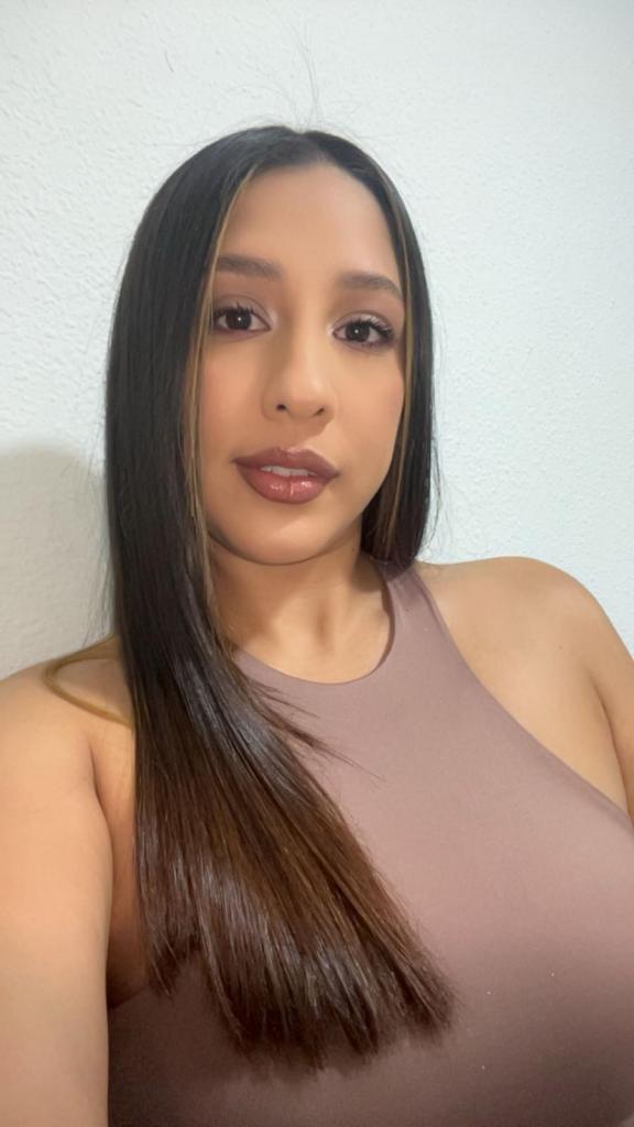 607549093: Chica busca chico en Alicante