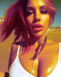 627021169: Chica busca chico en Cádiz