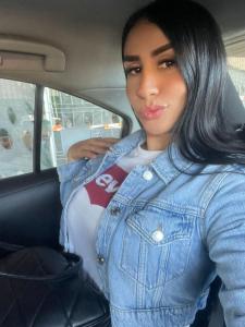 605523799: Chica busca chico en Málaga