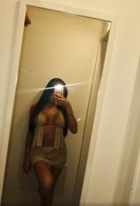 697945167: Chica busca chico en Vizcaya