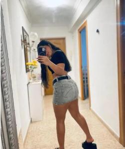 631973387: Chica busca chico en Álava