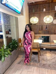 647050685: Chica busca chico en Madrid