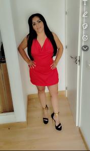 666805493: Chica busca chico en Cádiz