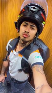 656400827: Chico busca chica en Valencia