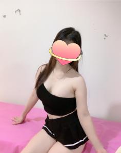 614099310: Chica busca chico en Madrid