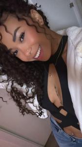 664085854: Chica busca chico en Pontevedra