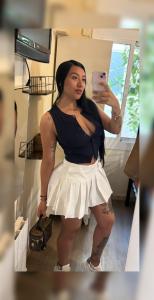 670215835: Chica busca chico en Madrid