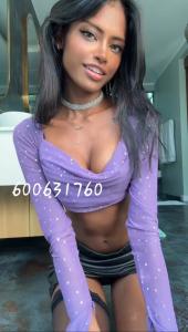 600631760: Chica busca chico en La Coruña