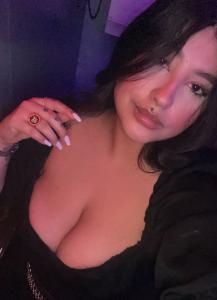 627127946: Chica busca chico en Málaga