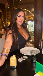 614890158: Chica busca chico en Málaga