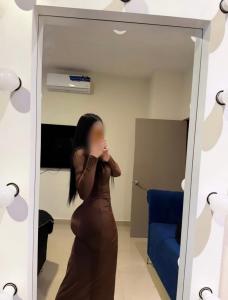 641035372: Chica busca chico en Sevilla