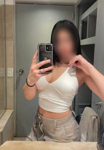 643439831: Chica busca chico en Madrid