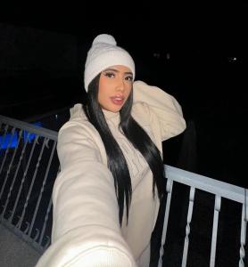 634369209: Chica busca chico en Alicante