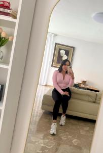 633082145: Chica busca chico en Málaga