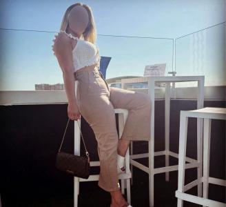 611331941: Chica busca chico en Valencia