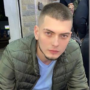 624048920: Chico busca chica en Zaragoza