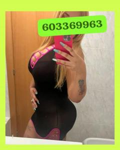 631379748: Chica busca chico en Barcelona