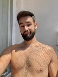 687349232: Chico busca chica en Valencia