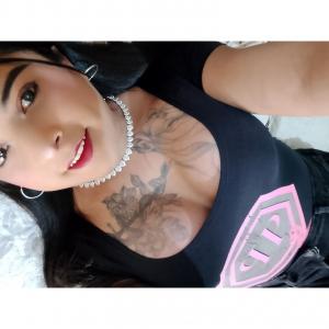 614247371: Travesti en León