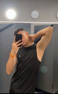 672550510: Chico busca chica en Málaga