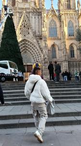 674877331: Chico busca chica en Barcelona