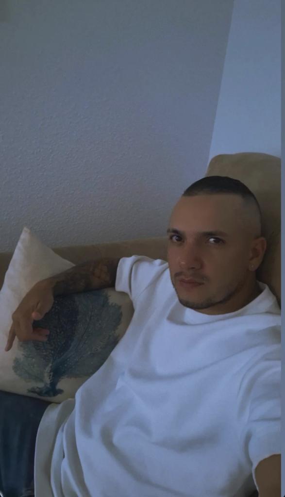 Chico busca chica en Almería: 