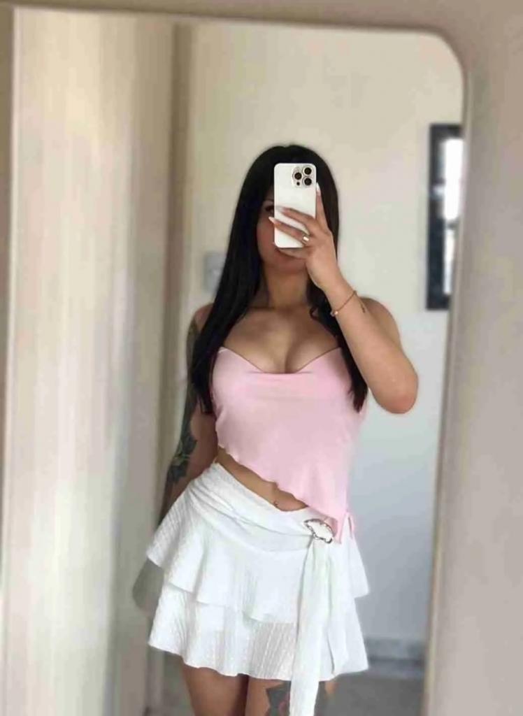 604221017: Chica busca chico en La Coruña